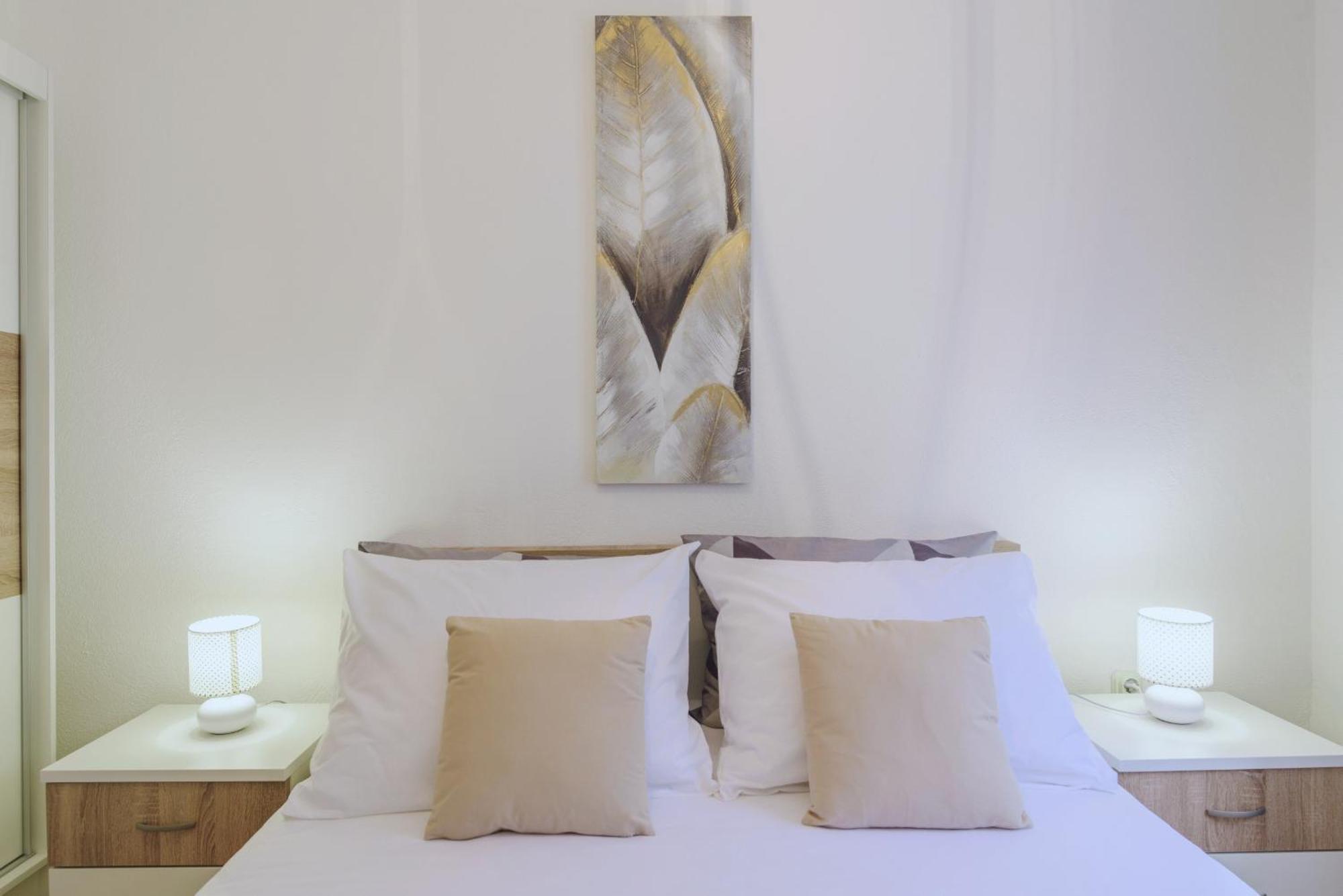 Apartment Kristina Трогир Экстерьер фото