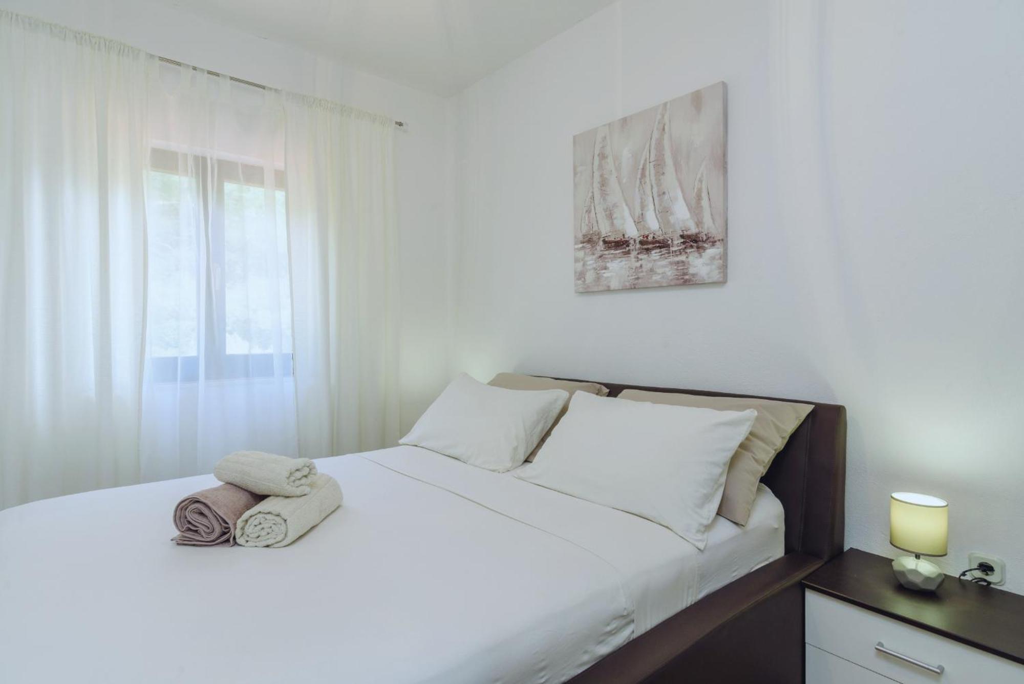 Apartment Kristina Трогир Экстерьер фото