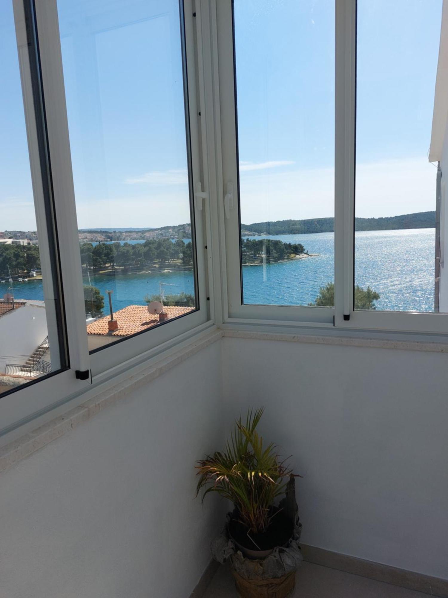 Apartment Kristina Трогир Экстерьер фото
